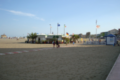 Promenade-and-beach