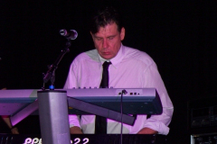 On-Stage-E