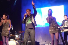 Live-on-stage-13