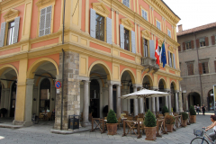 Our-Restaurant-for-the-lunch