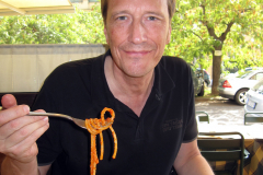 Ronny-eating-pasta